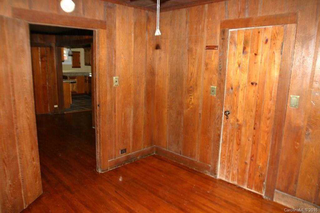 32 Lower Bat Cave Drive - Photo 7