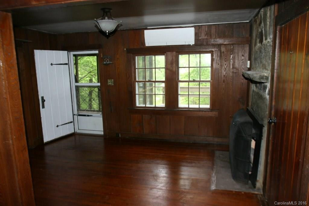 32 Lower Bat Cave Drive - Photo 10