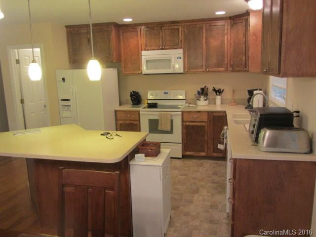 335 Grandview Drive - Photo 4