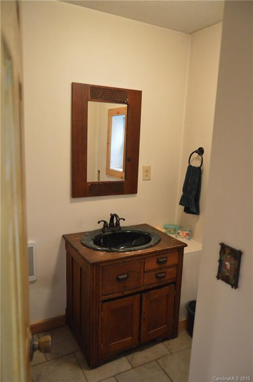 1275 Lakeside Drive - Photo 12