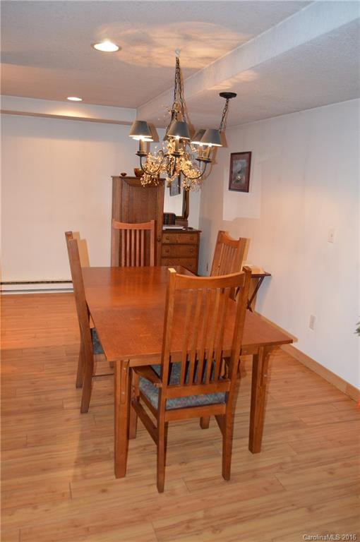 1275 Lakeside Drive - Photo 3