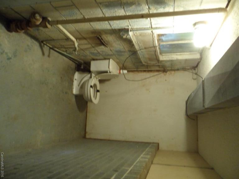 24 Hill Street - Photo 8