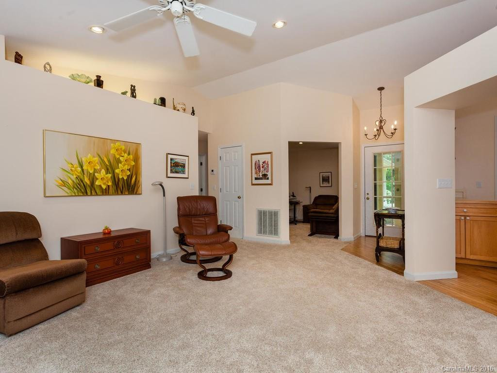 120 Silver Pine Drive - Photo 5
