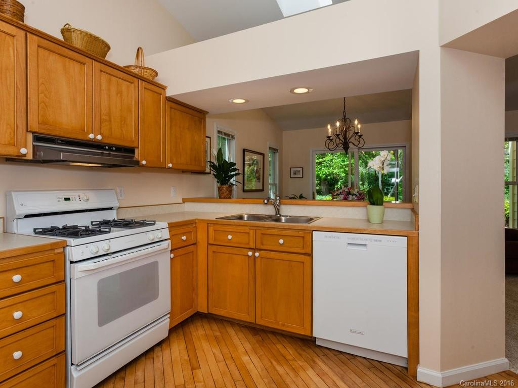 120 Silver Pine Drive - Photo 8