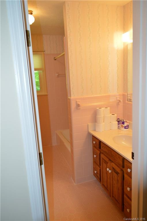 202 Beth Drive - Photo 14