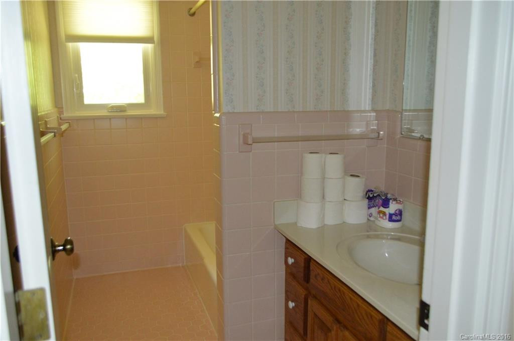 202 Beth Drive - Photo 4