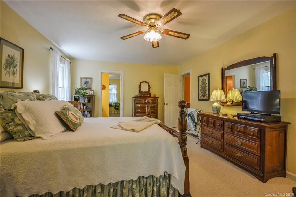 54 Cave Lane - Photo 13