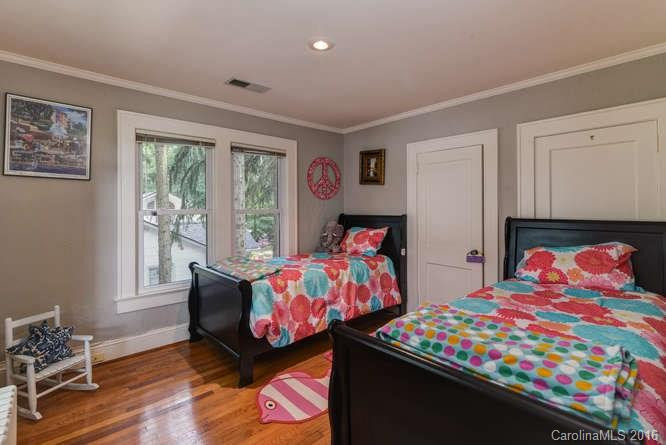 945 Hendersonville Road - Photo 16