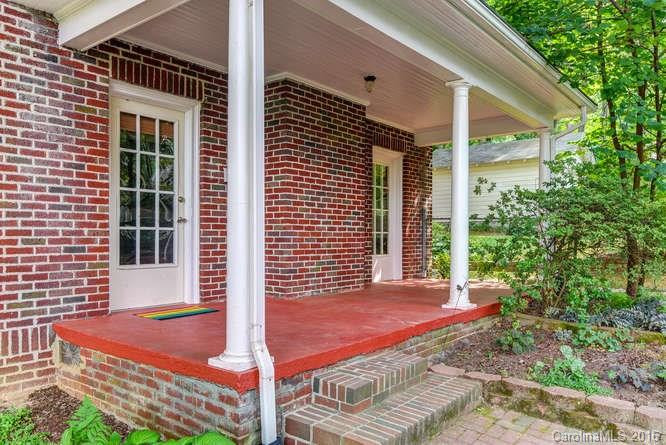 945 Hendersonville Road - Photo 19
