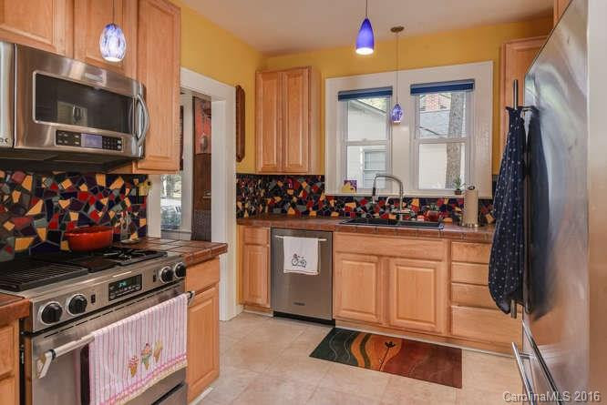 945 Hendersonville Road - Photo 9