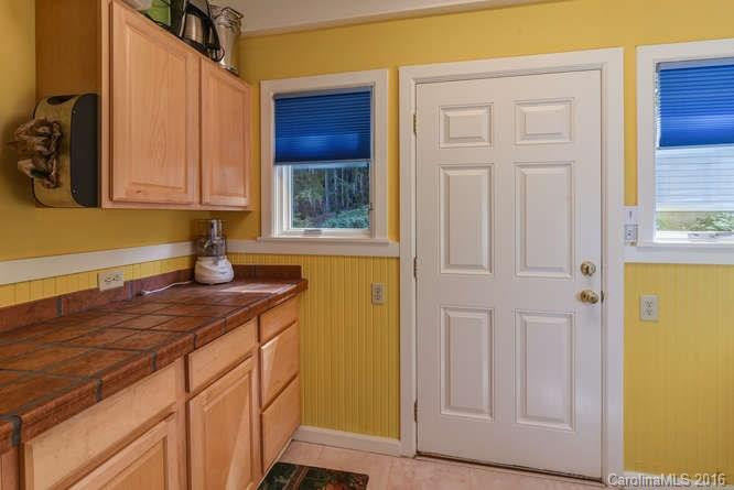 945 Hendersonville Road - Photo 10