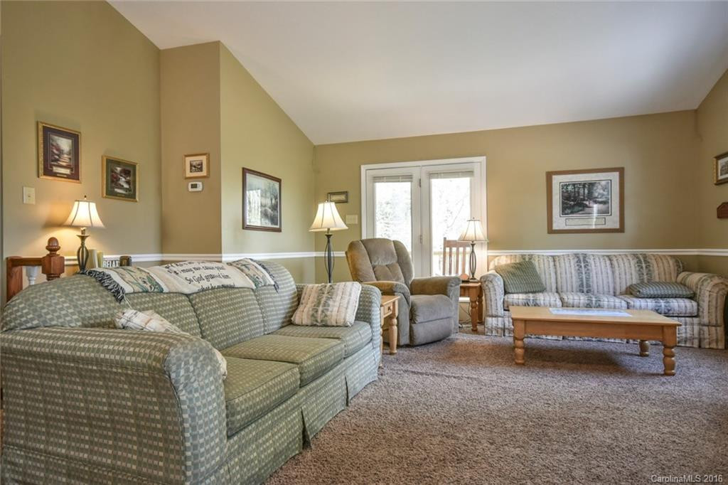 32 Hunting Lodge Drive #4 & 10 - Photo 6