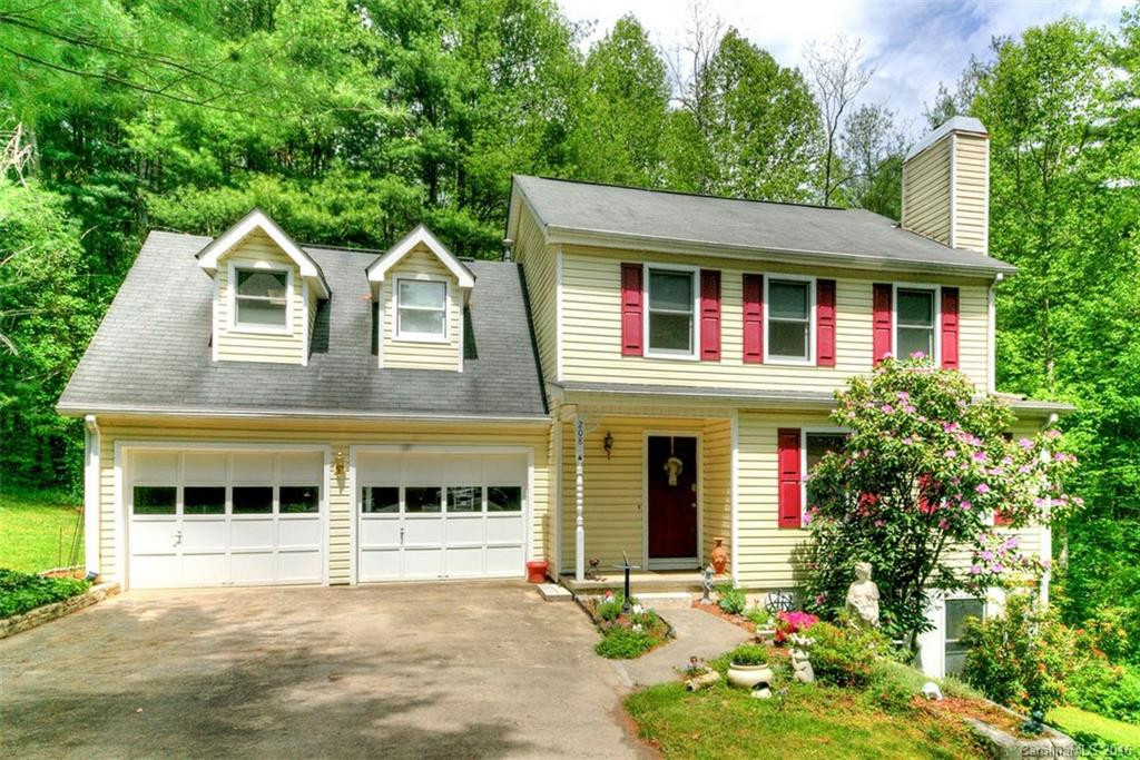208 Pine Berry Circle