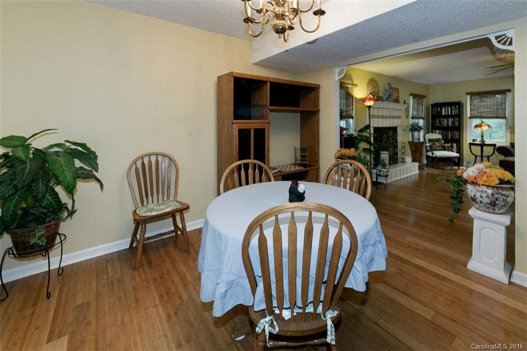 208 Pine Berry Circle - Photo 7