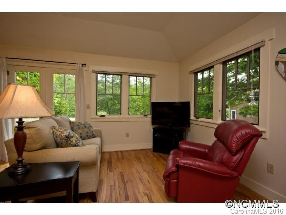 56 Cheshire Drive - Photo 9