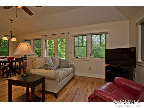56 Cheshire Drive - Photo 10