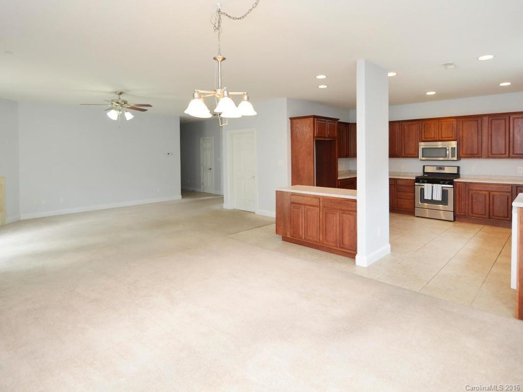 4 Catalina Court - Photo 10