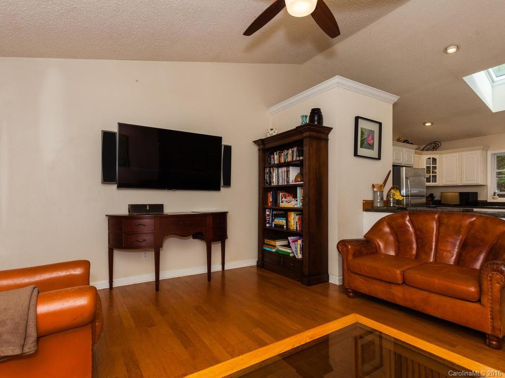 255 McLean Road - Photo 8