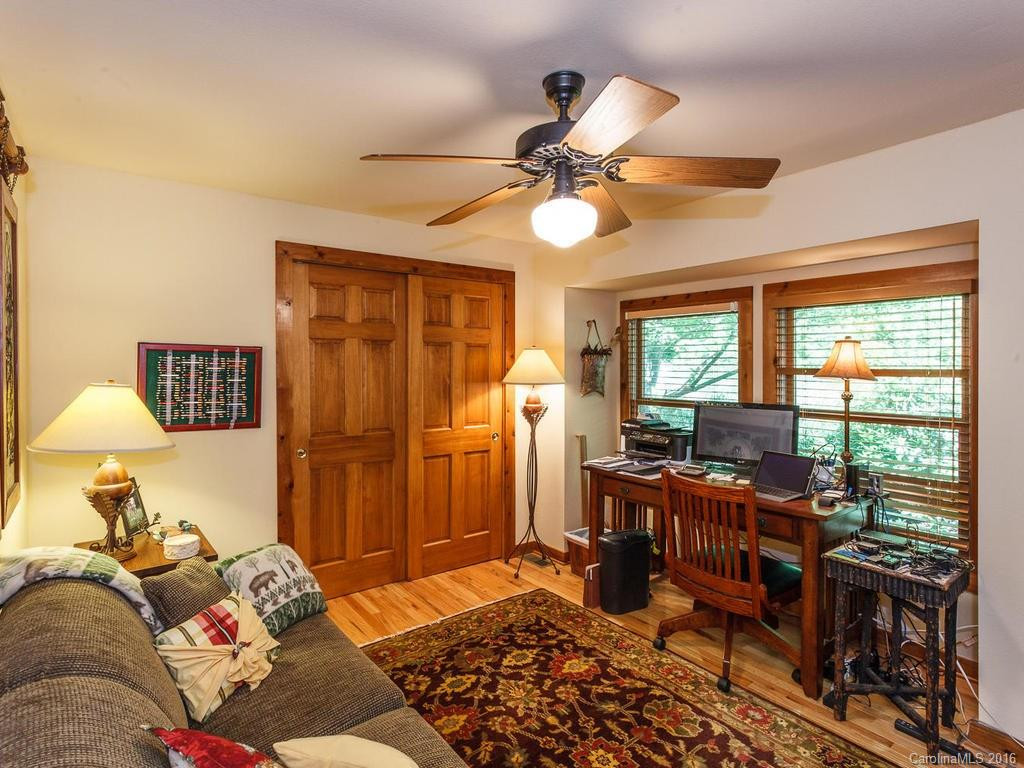 307 Rhododendron Lane - Photo 19