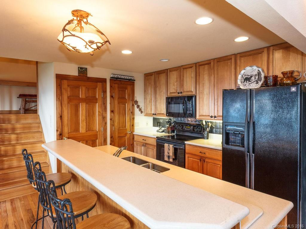 307 Rhododendron Lane - Photo 5