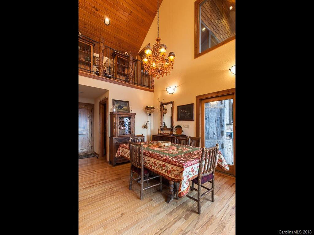 307 Rhododendron Lane - Photo 6
