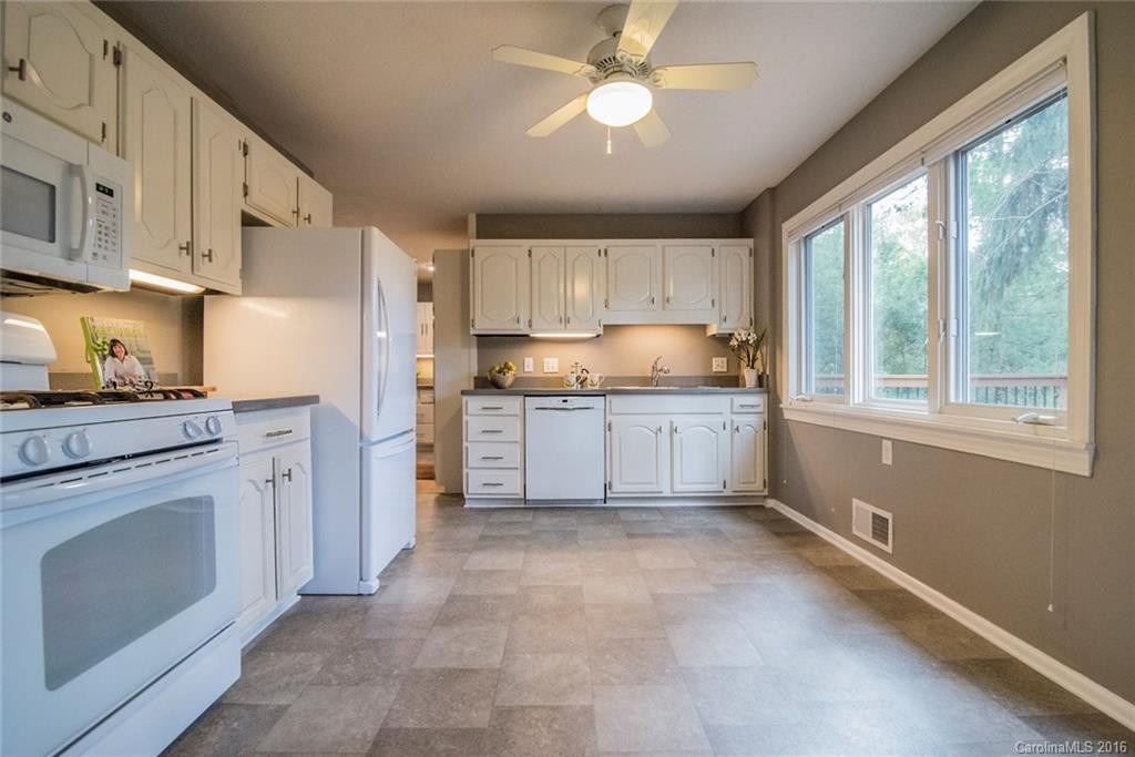 70 Blackwood Road - Photo 6