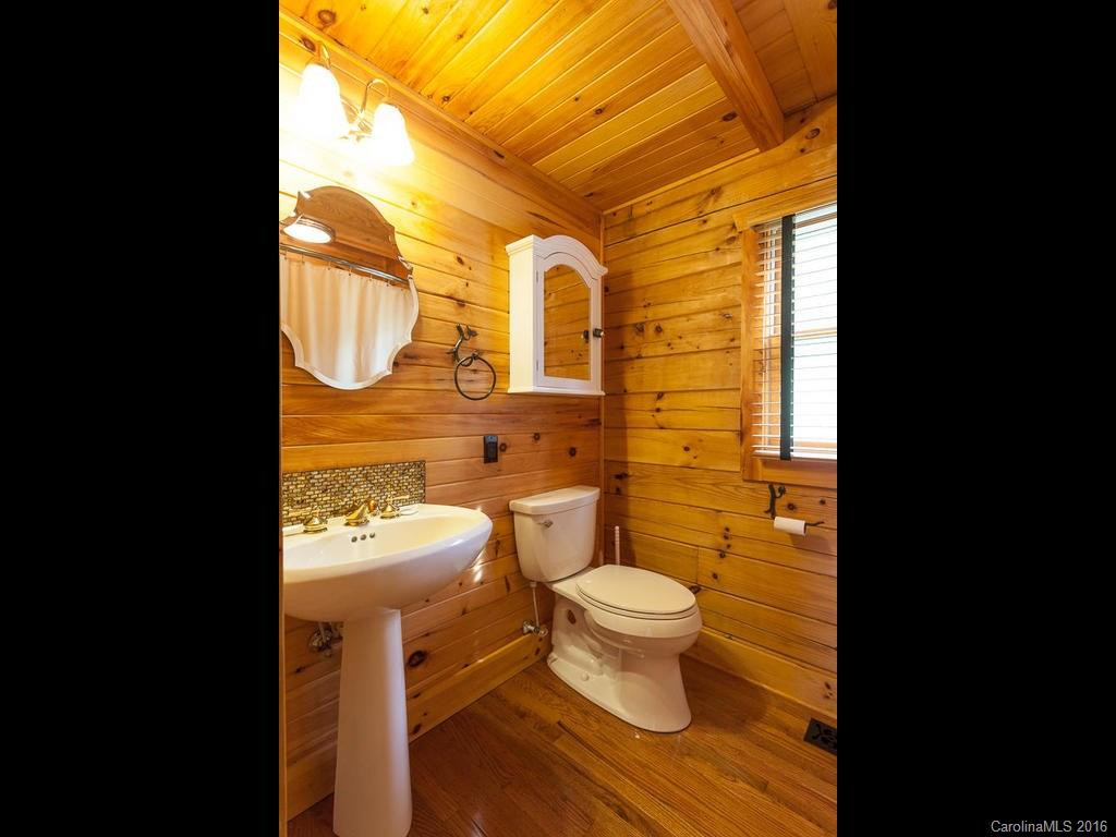 371 Parkview Drive - Photo 10