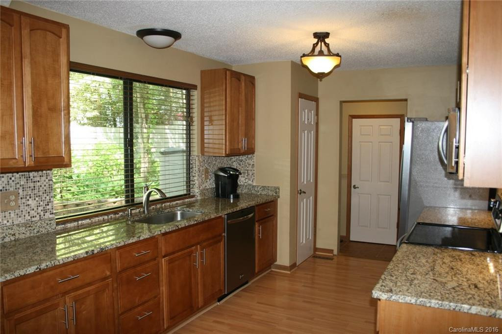 46 Golden Oaks Lane - Photo 3