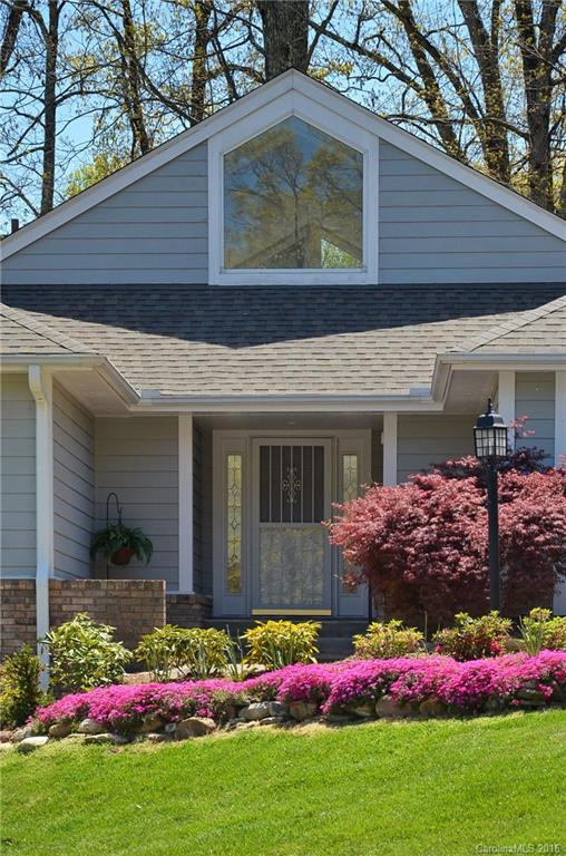 110 Broadmoor Drive #110 - Photo 2