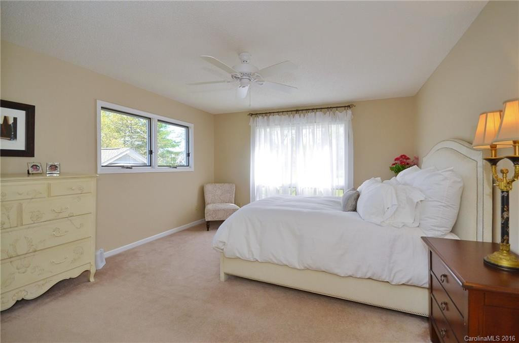 110 Broadmoor Drive #110 - Photo 12