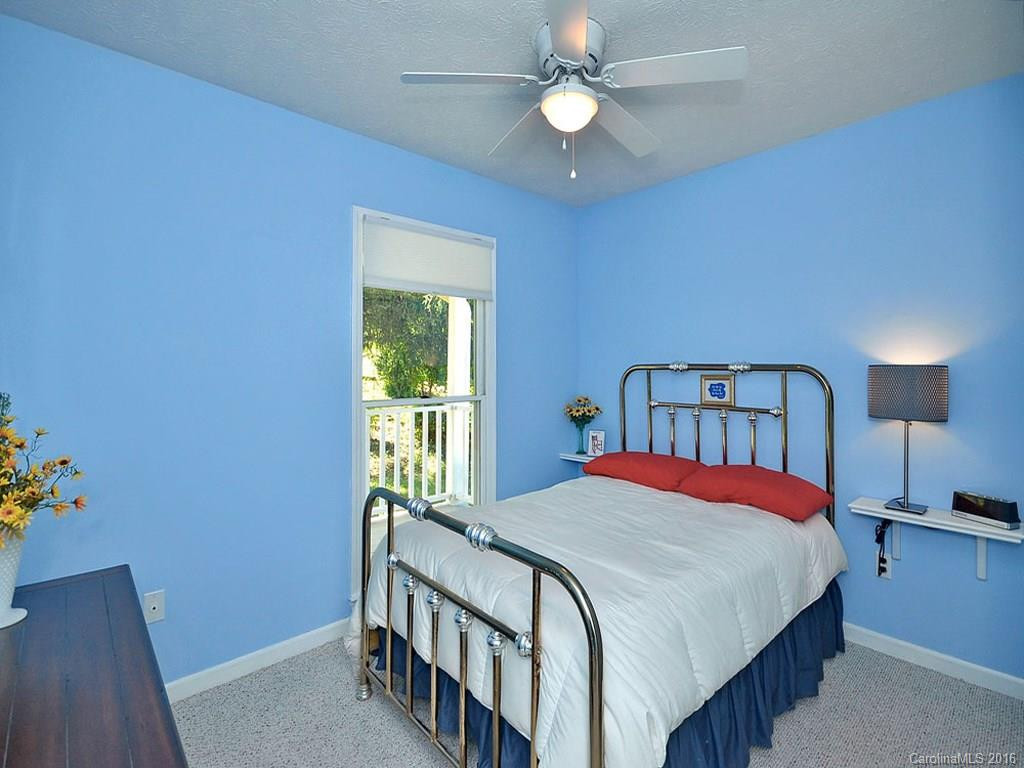 153 Mountain Valley Drive - Photo 10