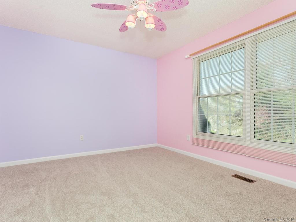 9 Williams Street - Photo 11
