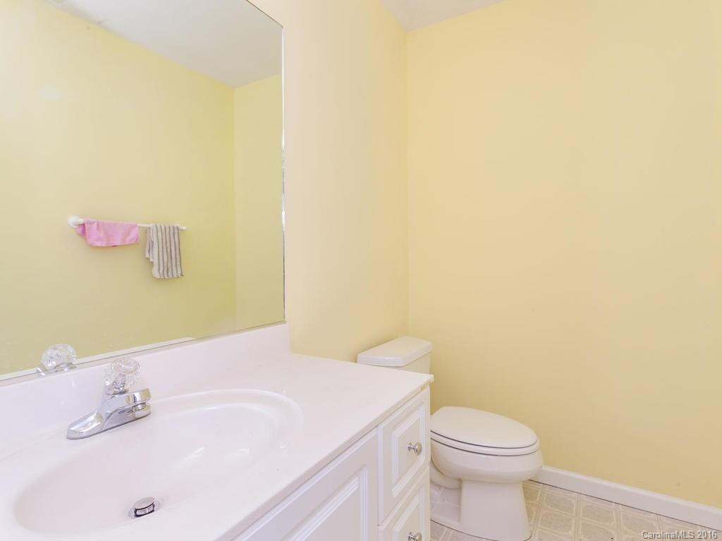 9 Williams Street - Photo 12