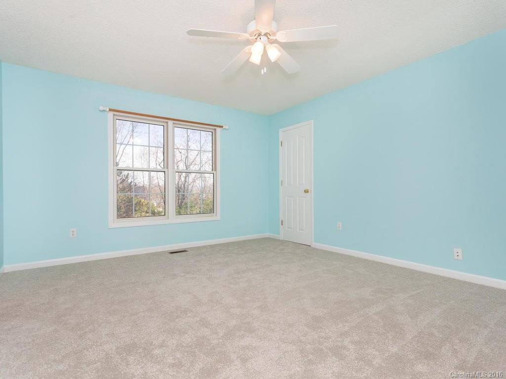 9 Williams Street - Photo 8