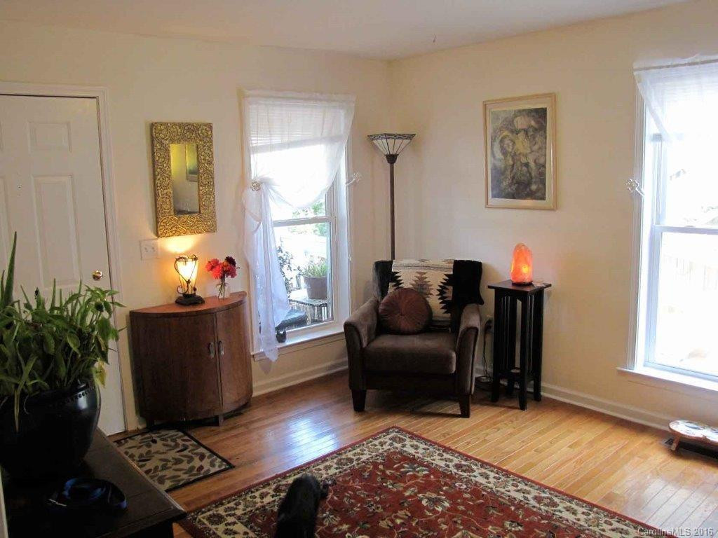 31 Ridge Street - Photo 2