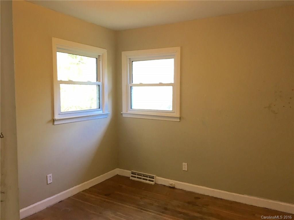 31 Oak Springs Drive - Photo 7