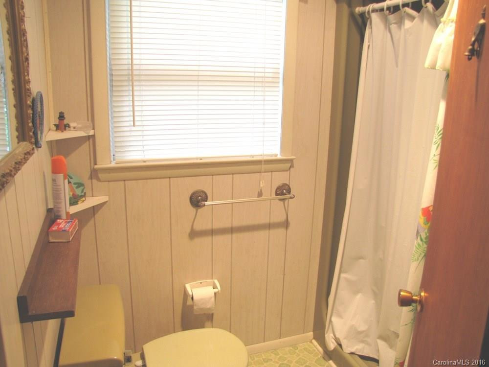2372 Locust Grove Road - Photo 9