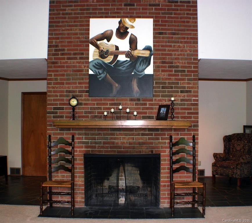 195 Beechwood Drive - Photo 4
