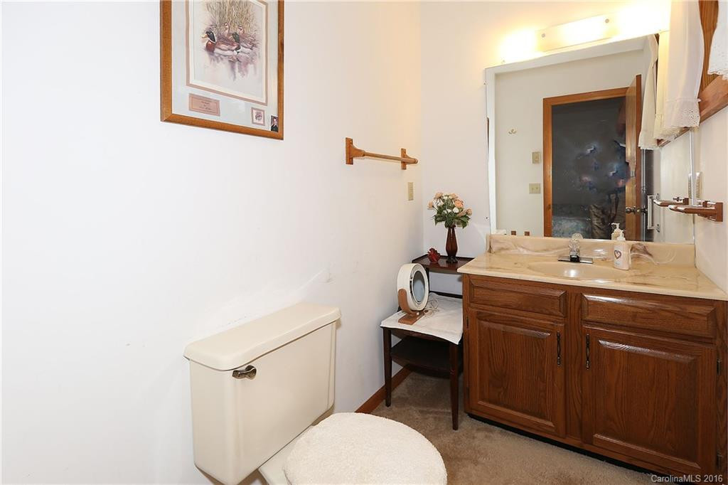 123 Midland Drive - Photo 11