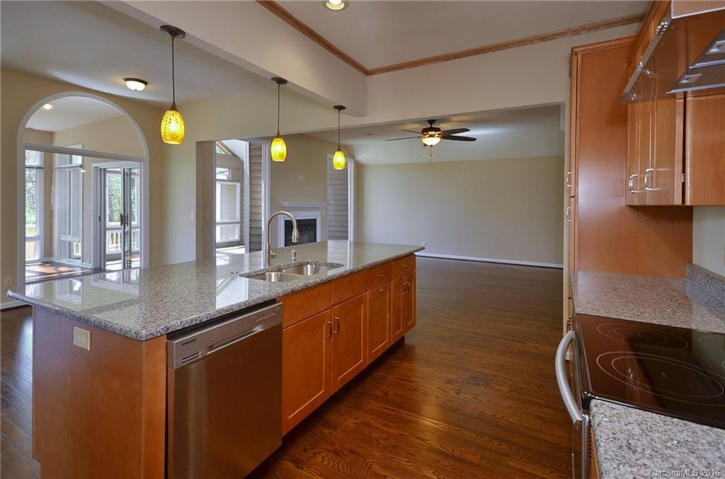 706 Overlook Drive - Photo 7