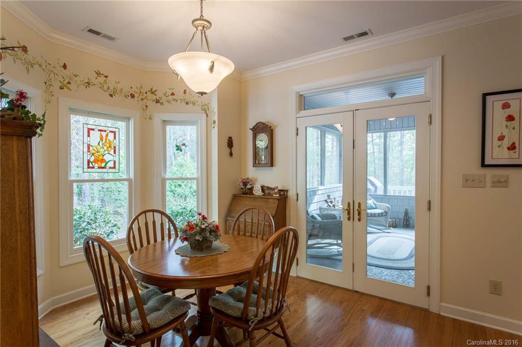 1429 Southpointe Drive - Photo 12