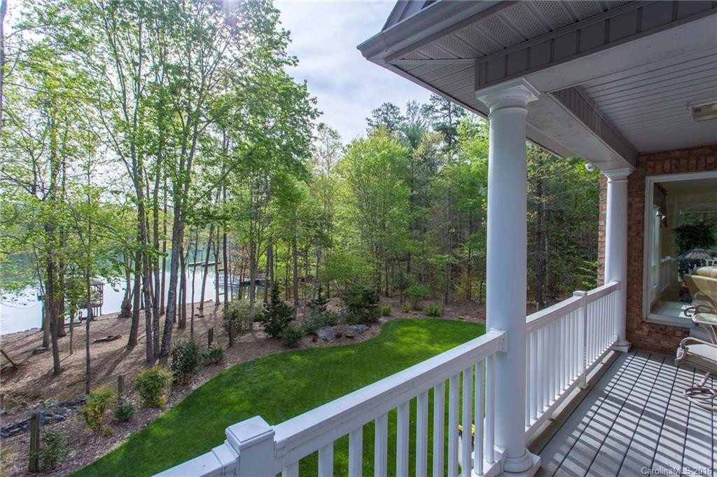 1429 Southpointe Drive - Photo 14