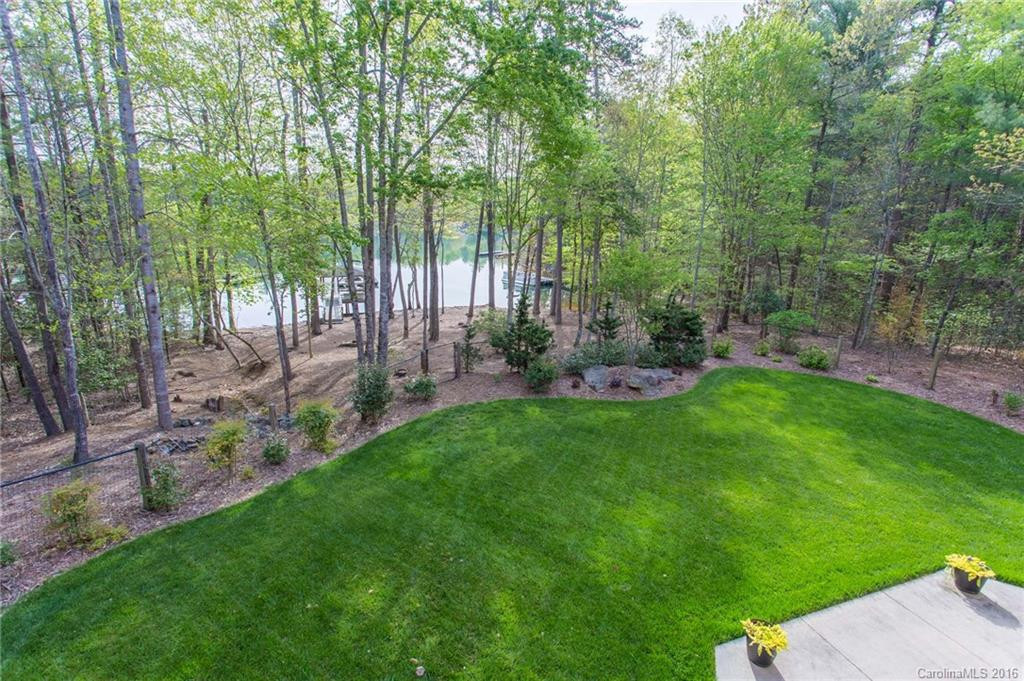 1429 Southpointe Drive - Photo 15
