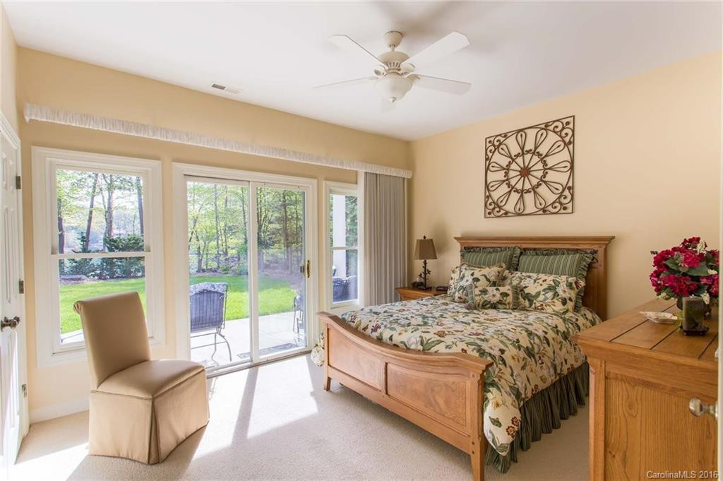 1429 Southpointe Drive - Photo 19