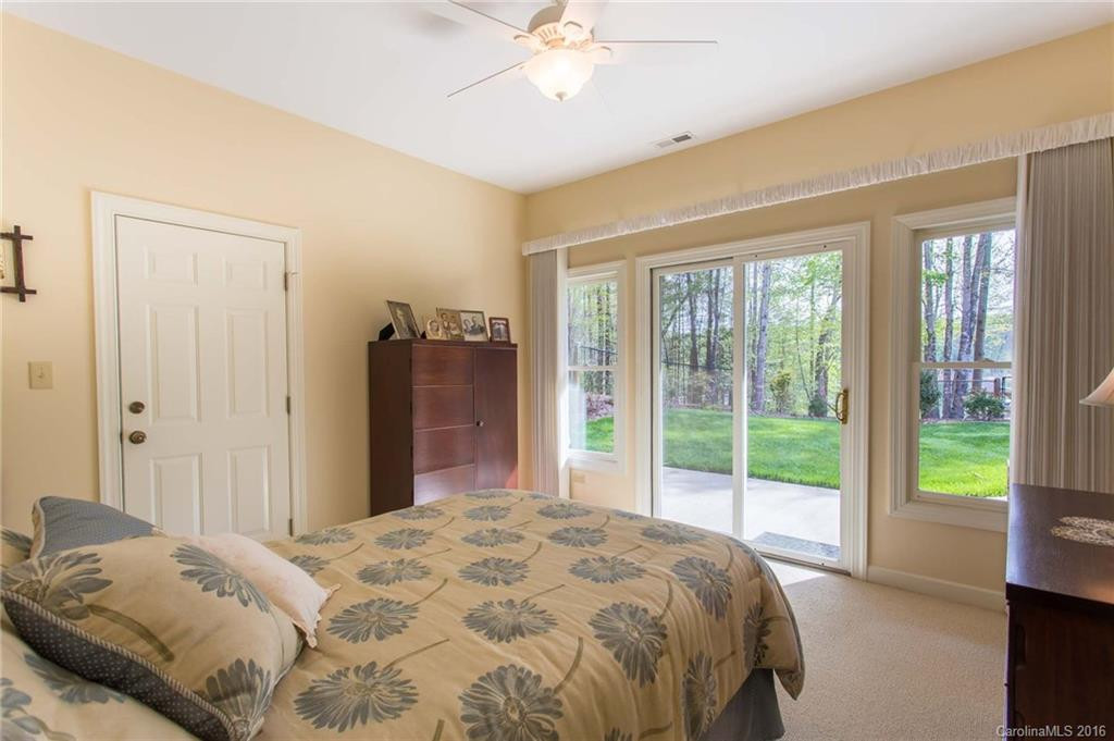 1429 Southpointe Drive - Photo 20
