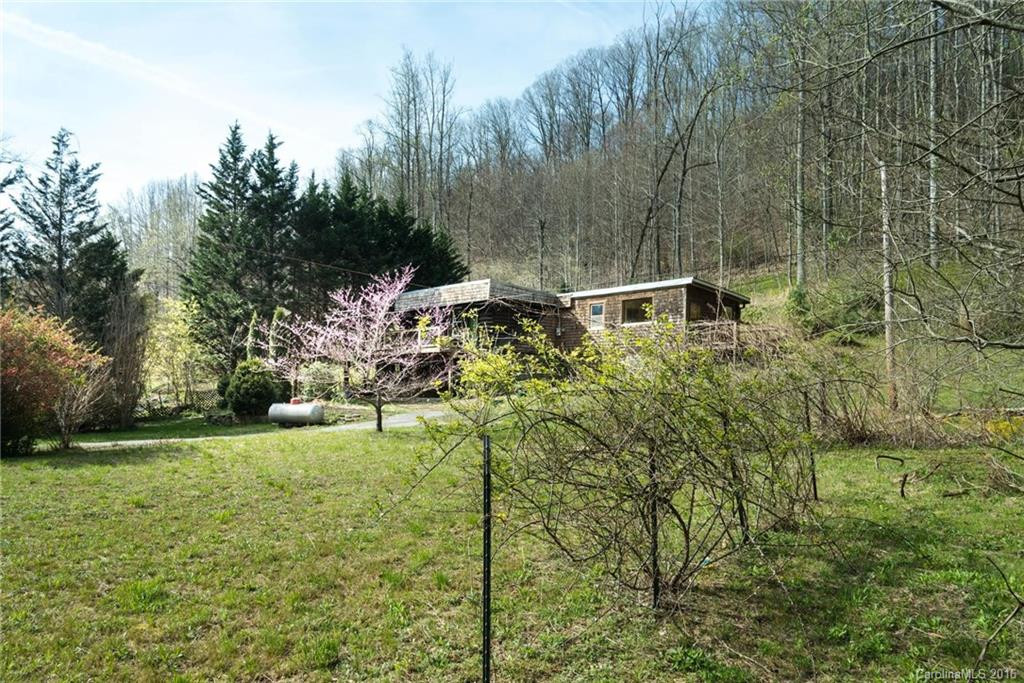 87 Weaver Drive - Photo 3