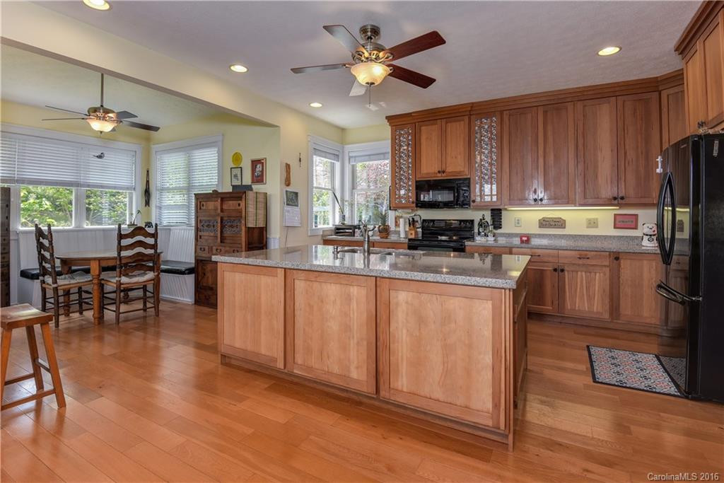 1420 Woodsong Drive - Photo 8