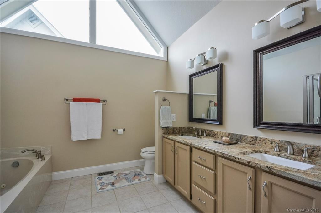 22 Highland Pointe Drive - Photo 13