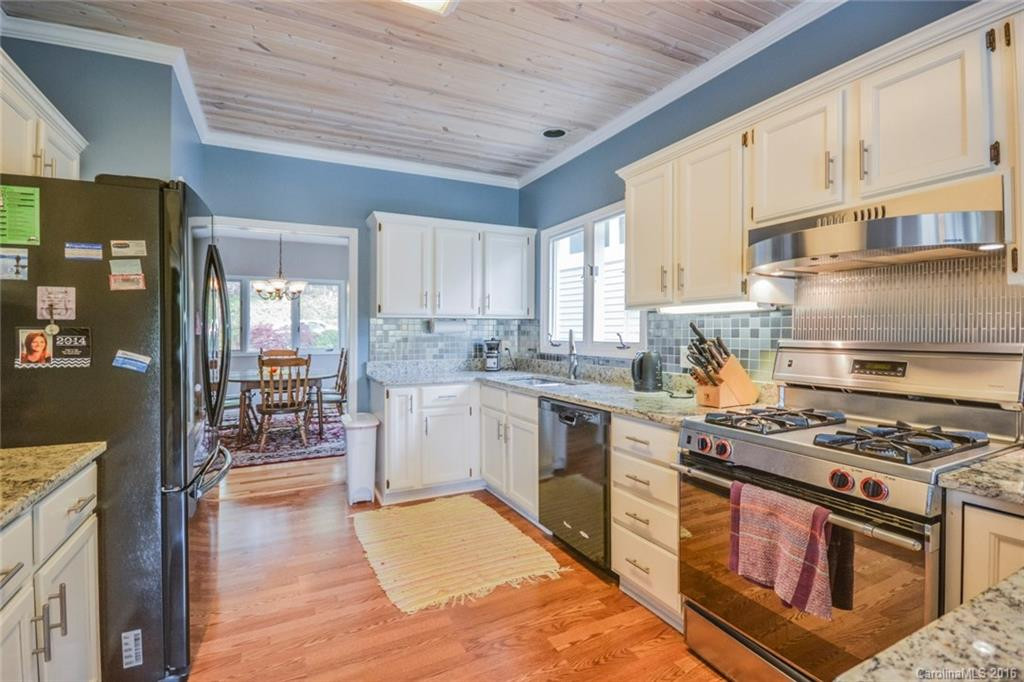 22 Highland Pointe Drive - Photo 4