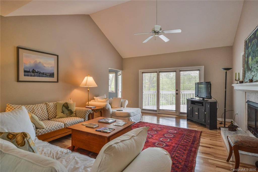 22 Highland Pointe Drive - Photo 9